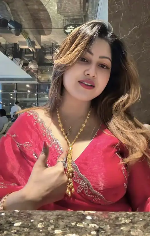 claver girl and stupid boy new story